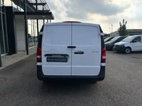 Occasion Mercedes Vito 163 ch (119 kW) 2024 Blanc arctique Van