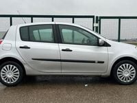 Occasion Renault Clio II Luxe 98 ch (72 kW) 2006 Citadine