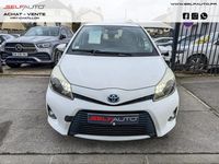 Occasion Toyota Yaris Hybrid 76 ch (55 kW) 2013 Blanc Berline