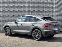 Nouvelle Audi Q5 Sportback Black Edition 299 ch (219 kW) 2025 Gris chronos métallisé SUV