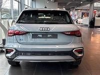 Nouvelle Audi A3 Design 150 ch (110 kW) 2025 Gris flèche nacré