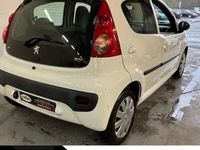 Occasion Peugeot 107 54 ch (39 kW) 2007 Blanc Citadine