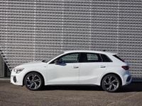 Occasion Audi A3 S-Line 116 ch (85 kW) 2022 Blanc glacier métallisé Berline