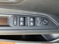 Occasion Peugeot 3008 GT-line 130 ch (95 kW) 2019 Blanc nacré/ tt noir SUV