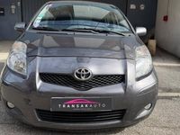 Occasion Toyota Yaris 69 ch (50 kW) 2011 Gris Citadine