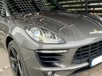 occasion Porsche Macan S 3.0 V6 258 Ch Toit Ouvrant Ja 21 Attelage Électrique Suivi