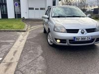 Occasion Renault Clio II Dynamique 67 ch (49 kW) 2008 Gris Berline