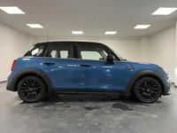 Occasion Mini Cooper Premium Plus 137 ch (100 kW) 2022 Bleu Citadine