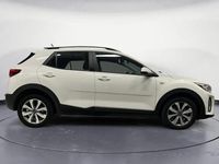Occasion Kia Stonic Active 120 ch (88 kW) 2022 Blanc SUV