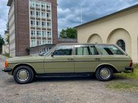 Occasion Mercedes 200 109 ch (80 kW) 1983 Vert