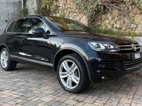 occasion VW Touareg 3.0 V6 TDI 240 FAP Carat Tiptronic A ***VENDU***