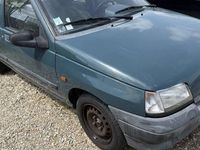 Occasion Renault Clio 79 ch (58 kW) 1994 Citadine