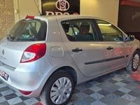 Occasion Renault Clio II 71 ch (52 kW) 2010 Gris Citadine