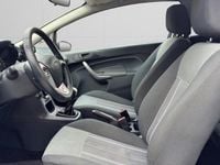 Occasion Ford Fiesta 91 ch (66 kW) 2010 Bleu Citadine