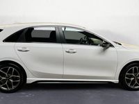 Occasion Kia Ceed GT GT-Line 140 ch (102 kW) 2019 Blanc Berline