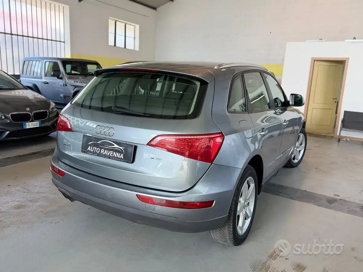 Usata Audi Q5 170 CV (125 kW) 2011 Grigio SUV