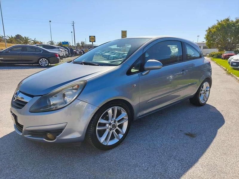 Usata Opel Corsa Sport 80 CV (58 kW) 2007 Grigio Utilitaria