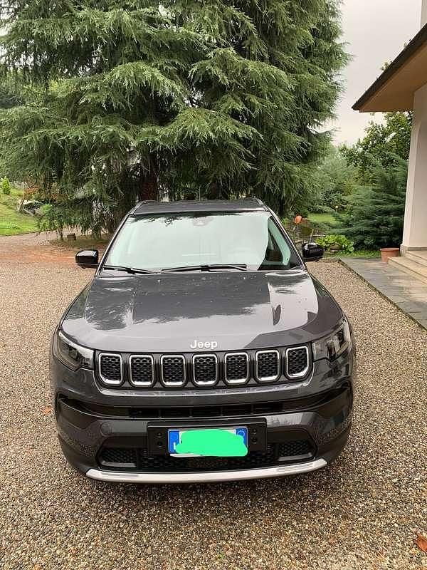 Usata 2023 Jeep Compass Limited SUV | 29.900 € (Molto cara) - Immagine 1/4