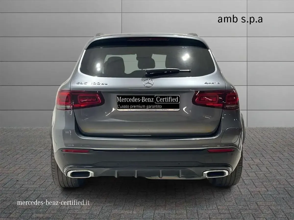 Usata Mercedes GLC300e Premium 306 CV (225 kW) 2022 Grigio SUV