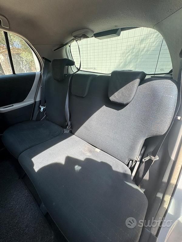 Usata Toyota Yaris 2008 Grigio Berlina