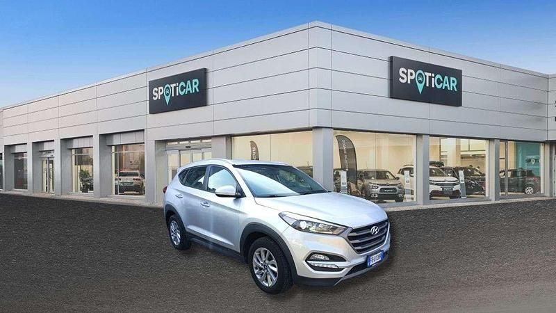 Usata Hyundai Tucson Comfort 136 CV (100 kW) 2015 Argento metallizzato SUV