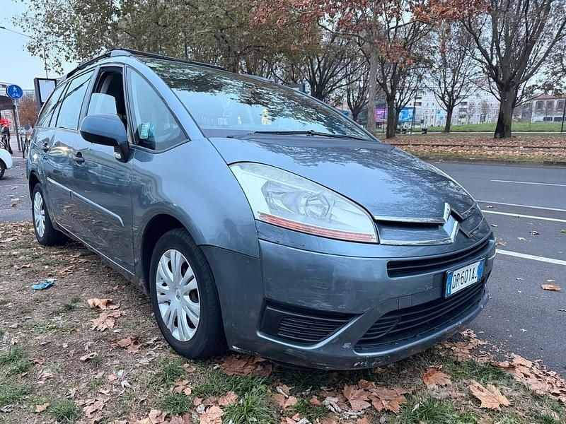 Usata Citroën Grand C4 Picasso 125 CV (91 kW) 2008 Grigio Monovolume