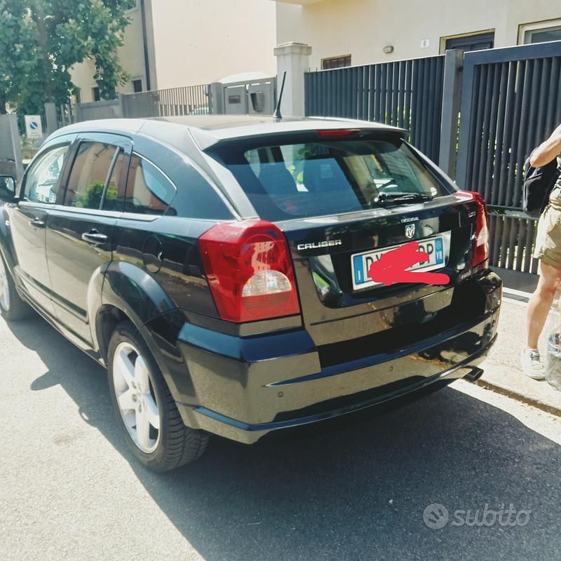 Usata Dodge Caliber SXT 140 CV (102 kW) 2009 Nero Utilitaria