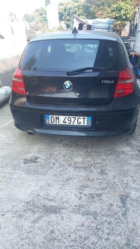 Usata BMW 118 122 CV (89 kW) 2007 Utilitaria