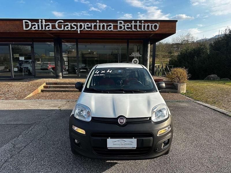 Usata Fiat Panda 4x4 80 CV (58 kW) 2018 Bianco Utilitaria
