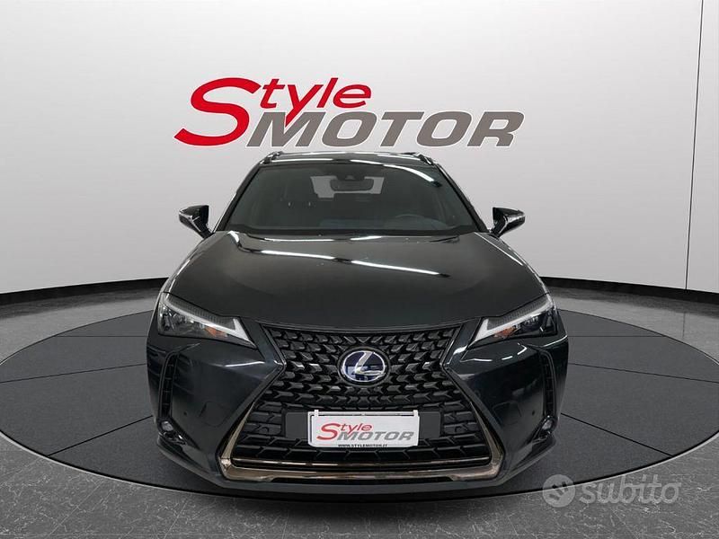 Nero Usata 2021 Lexus UX 250h SUV | 23.499 € (Ottimo prezzo) - Immagine 1/3