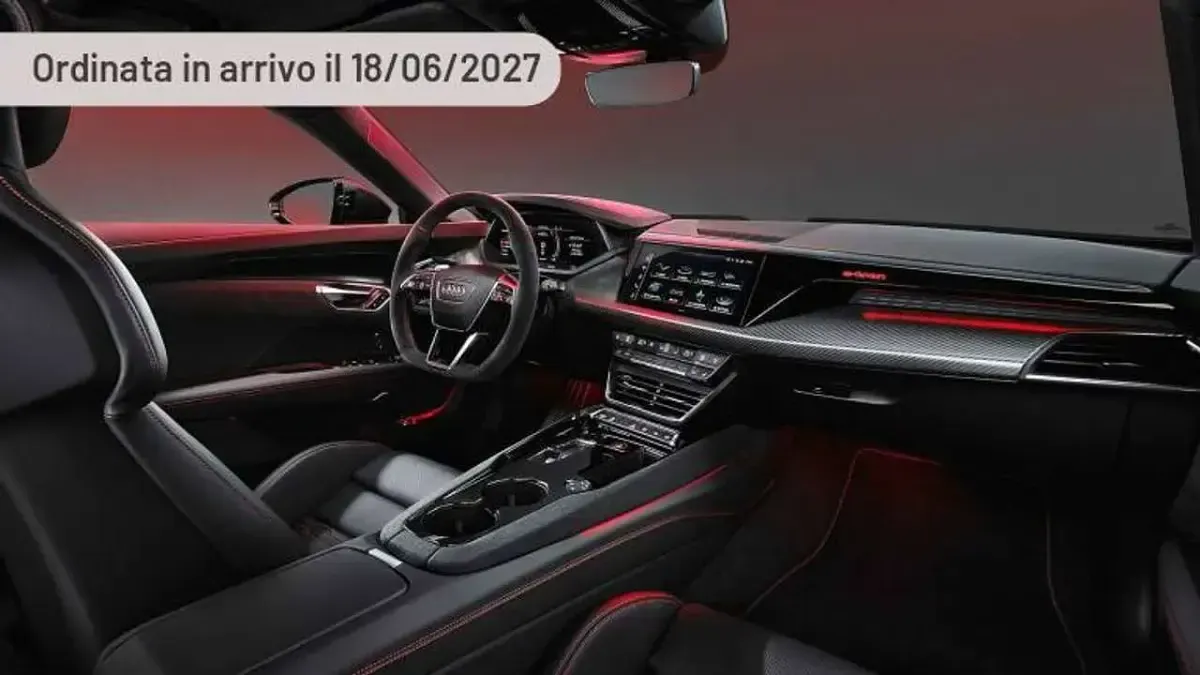 Usata Audi e-tron GT quattro Business 163 kW (222 CV) 2024 Argento Berlina