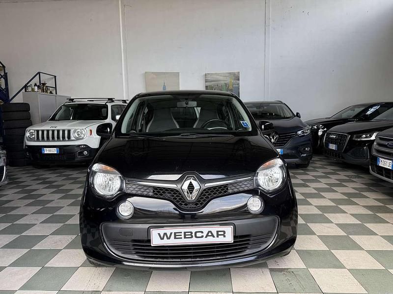 Nero Usata 2016 Renault Twingo Life Due volumi | 7500 € (Buon prezzo) - Immagine 1/4