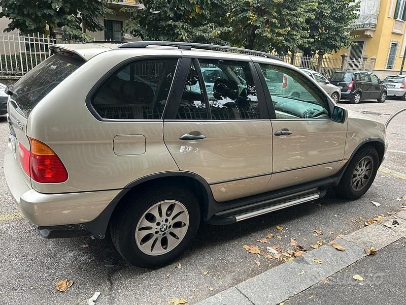 Usata BMW X5 231 CV (169 kW) 2001 Oro SUV