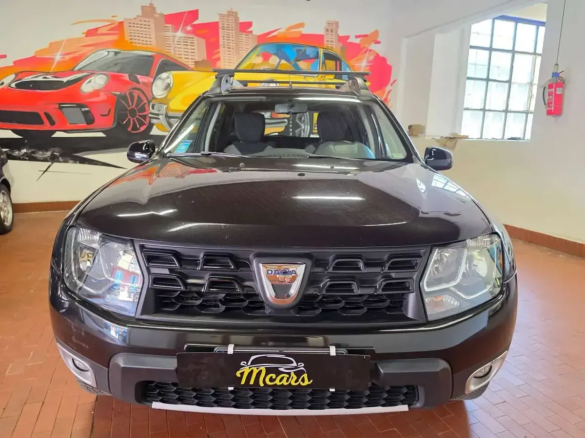 Usata Dacia Duster Black Shadow 125 CV (91 kW) 2017 Nero SUV
