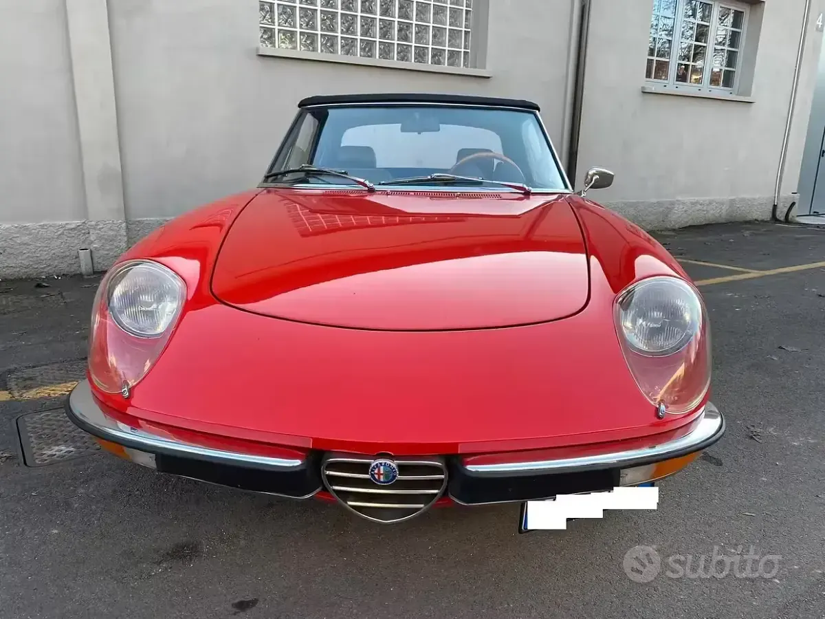 Usata Alfa Romeo Spider Veloce 131 CV (96 kW) 1970 Rosso Cabrio