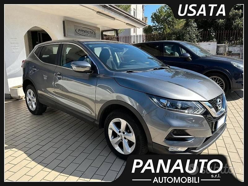 Usata Nissan Qashqai 115 CV (84 kW) 2020 Grigio SUV