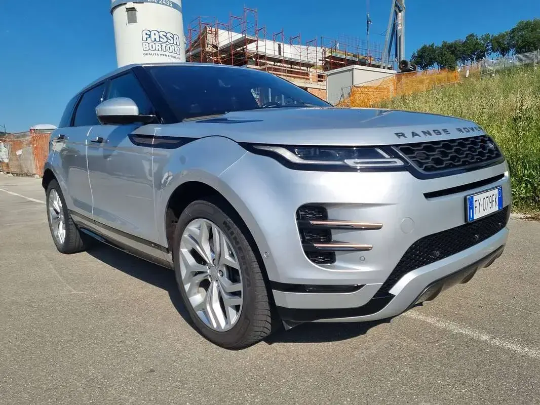 Usata Land Rover Range Rover evoque R-Dynamic 150 CV (110 kW) 2019 Grigio SUV