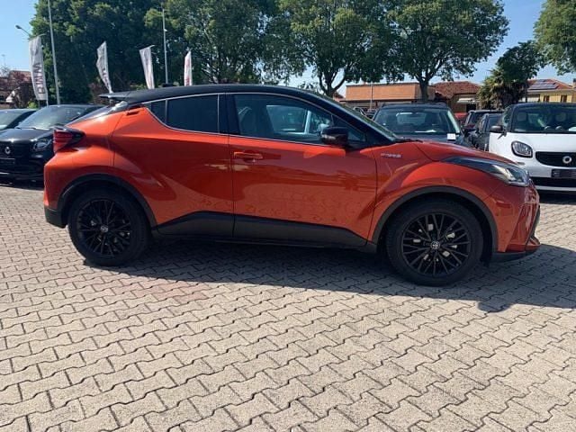 Usata Toyota C-HR 184 CV (135 kW) 2020 Arancione SUV