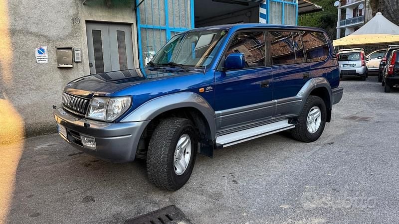 Usata Toyota Land Cruiser 163 CV (119 kW) 2002 Blu/azzurro SUV