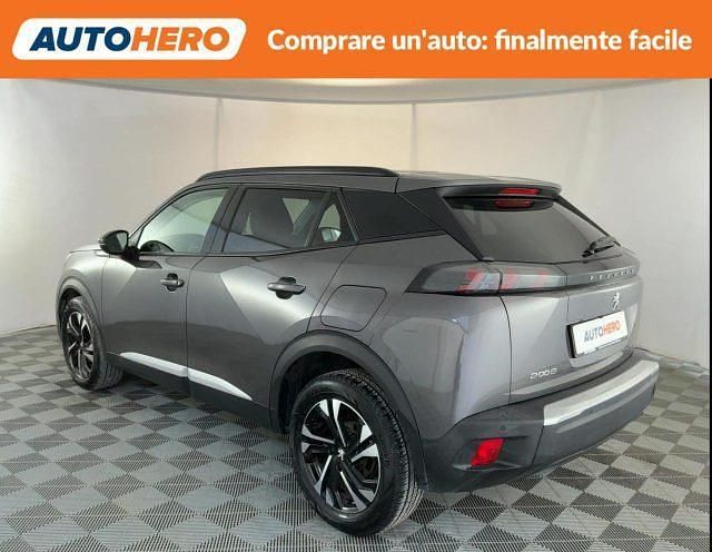 Usata Peugeot 2008 Allure 101 CV (74 kW) 2021 Grigio SUV
