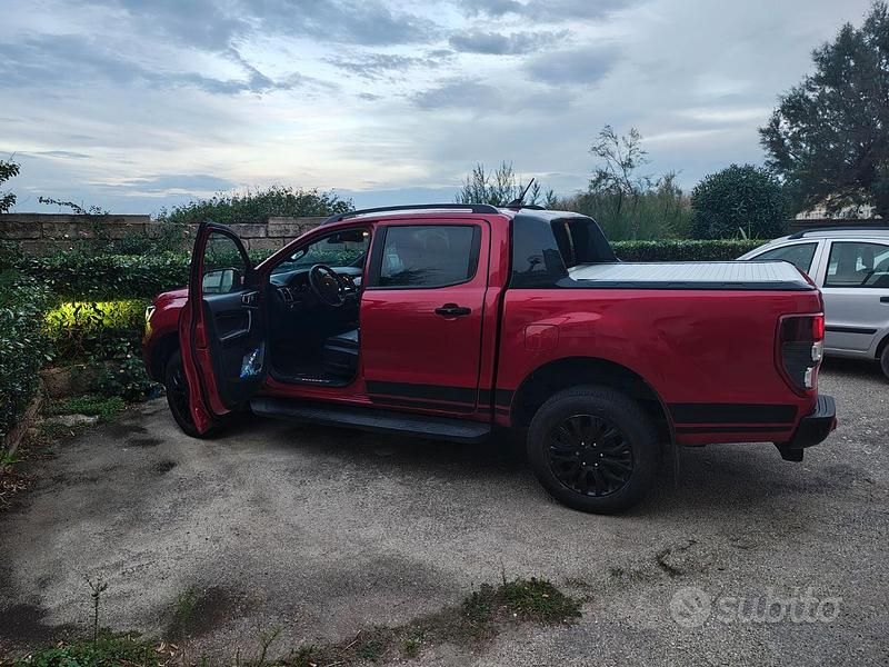 Rosso Usata 2022 Ford Ranger Pick-up | 40.000 € (Molto cara) - Immagine 1/4