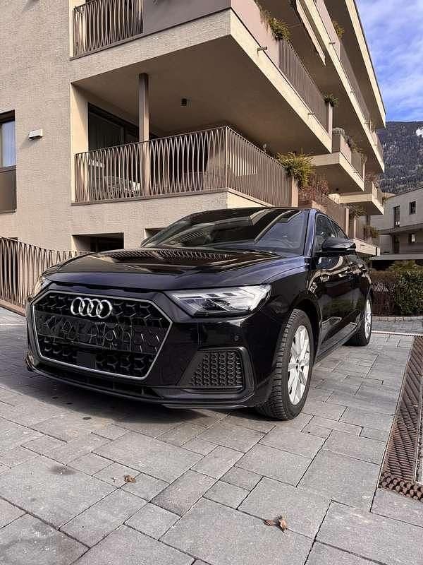 Usata Audi A1 Sportback Advanced Plus 110 CV (80 kW) 2022 Nero Utilitaria