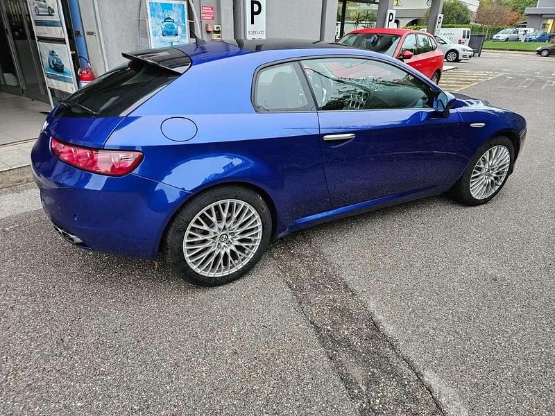 Usata Alfa Romeo Brera 185 CV (136 kW) 2006 Blu/azzurro Coupé