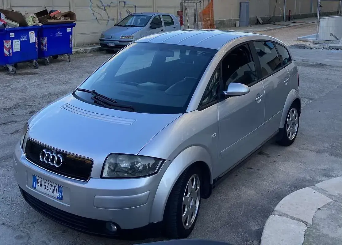 Usata Audi A2 Comfort 75 CV (55 kW) 2002 Utilitaria