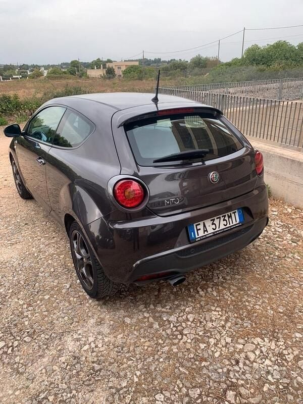Usata Alfa Romeo MiTo Quadrifoglio 90 CV (66 kW) 2012 Grigio Utilitaria