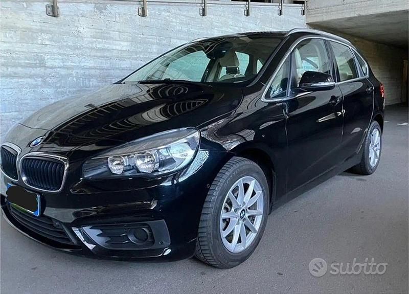 Usata BMW 216 Active Tourer Luxury Line 102 CV (75 kW) 2017 Nero Monovolume