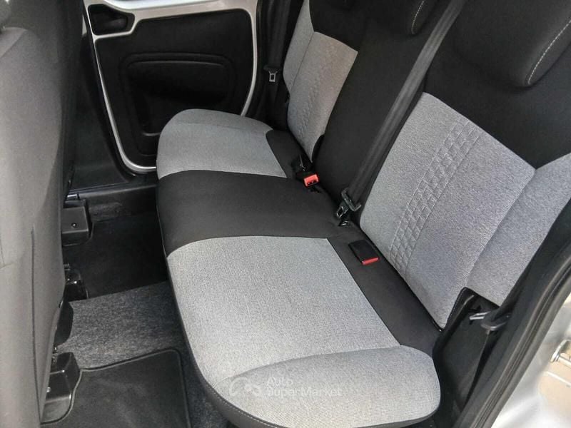 Usata Fiat Qubo Trekking 80 CV (58 kW) 2017 Argento Monovolume