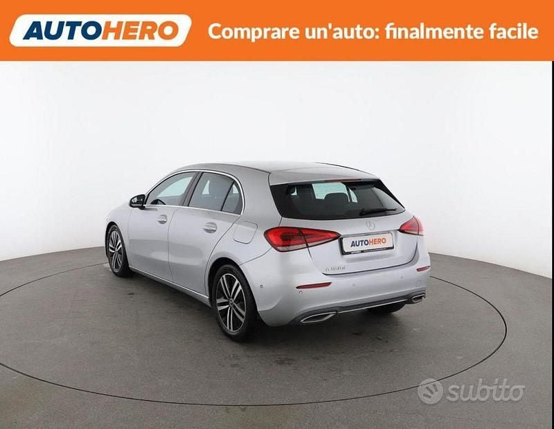 Usata Mercedes A180 115 CV (84 kW) 2022 Grigio Berlina