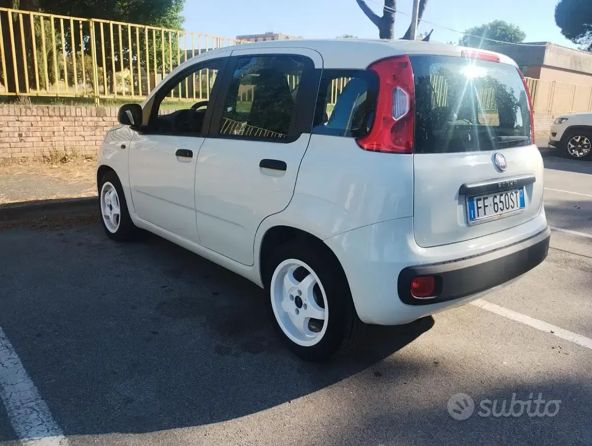 Usata Fiat Panda 95 CV (69 kW) 2016 Utilitaria