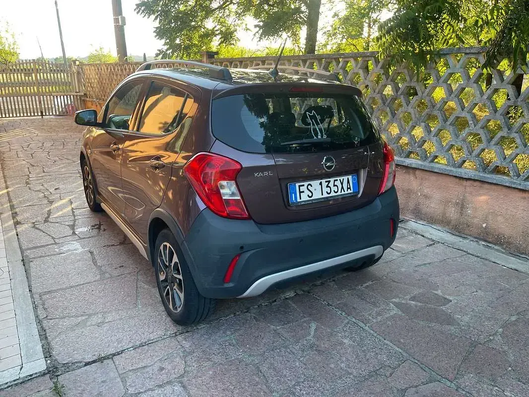 Usata Opel Karl Rocks 75 CV (55 kW) 2019 Marrone Utilitaria
